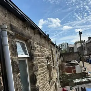 Gutter installation work 3